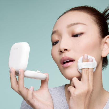 LANEIGE Blurred Skin & Glowy Lips Set | Laneige Neo Blurring Powder & Glaze Craze Tinted Lip Serum | K-Beauty Duo for Shine-Free Skin & Glassy Lips